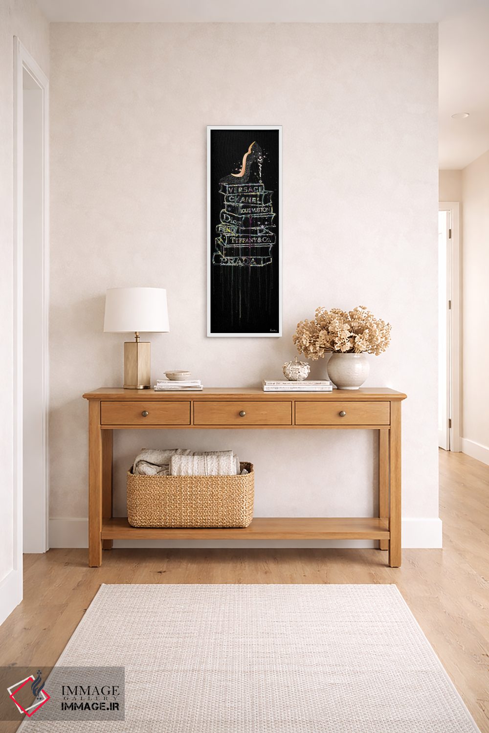 تابلو دکوراتیو آشوب زیبای کفش پاشنه بلند و کتاب های مد اثر پوماکای بارون - D5W