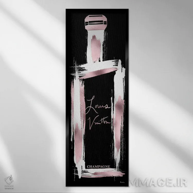 تابلو دکوراتیو بطری شامپاین لوییس رزگلد و سفید بر زمینه مشکی و کهنه اثر پوماکای بارون - نمای قابدار مشکی