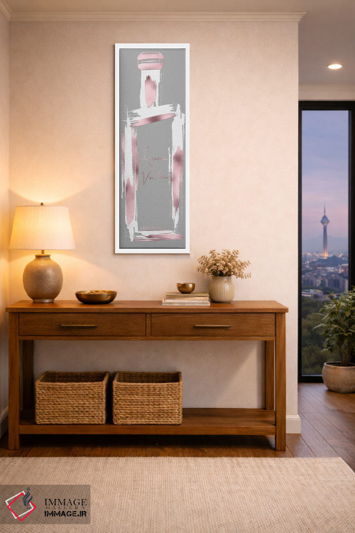 تابلو دکوراتیو بطری شامپاین لوییس رزگلد و سفید بر زمینه خاکستری و کهنه اثر پوماکای بارون - D1W