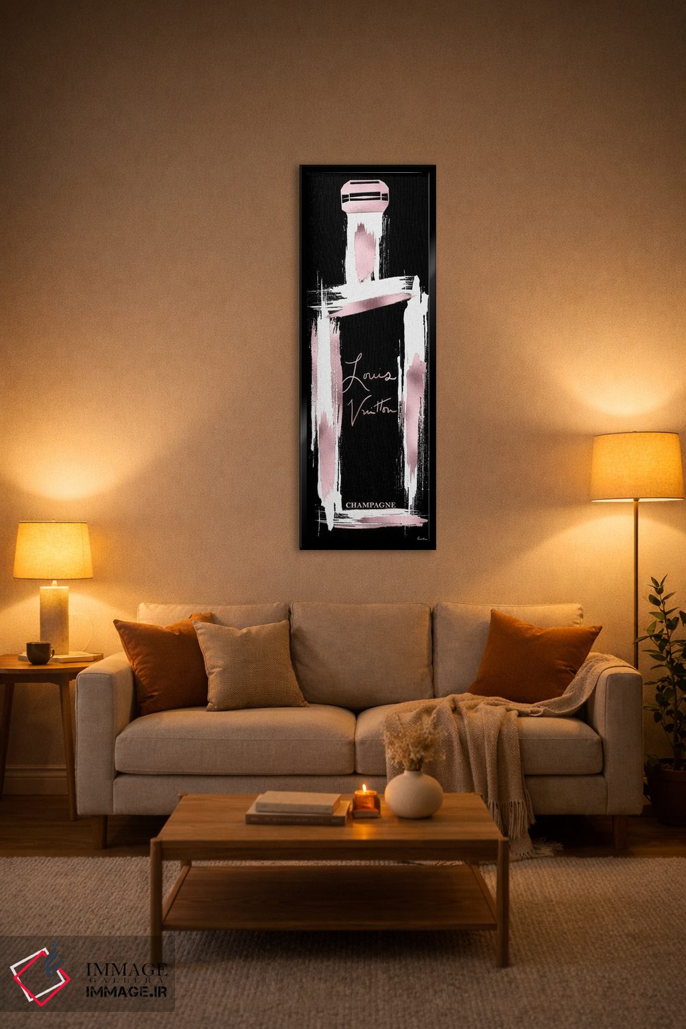 تابلو دکوراتیو بطری شامپاین لوییس رزگلد و سفید بر زمینه مشکی و کهنه اثر پوماکای بارون - D1B