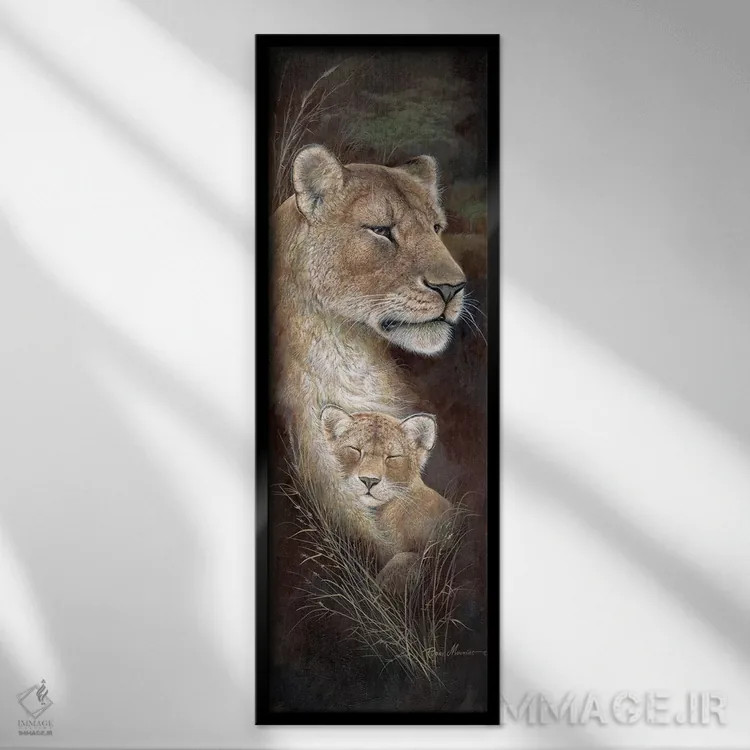 تابلو دکوراتیو مادر سرافراز اثر روئن منینگ - نمای قابدار مشکی