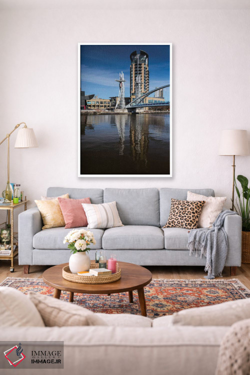 تابلو دکوراتیو مدیا سیتی، منچستر، بریتانیای کبیر اثر میکولاج گوسپودرک - D1W