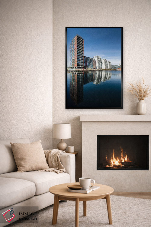 تابلو دکوراتیو مدیا سیتی، منچستر، بریتانیای کبیر اثر میکولاج گوسپودرک - D6B