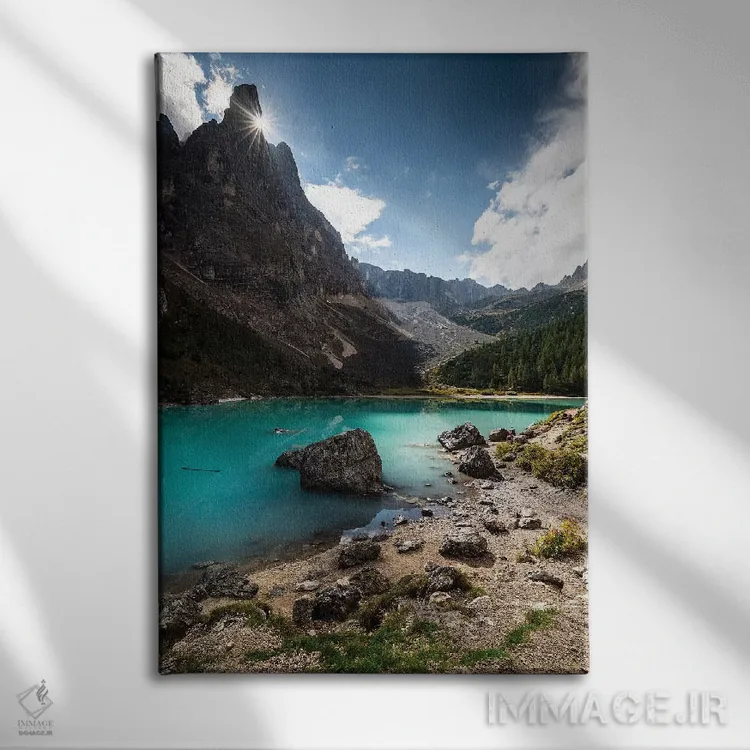 تابلو دکوراتیو ایتالیا، آلپ، دولومیت ها، کوه ها، دریاچه سوراپیس I اثر میکولاج گوسپودرک - نمای روبهرو روی دیوار