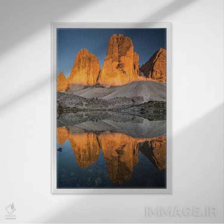 تابلو دکوراتیو ایتالیا، آلپ، دولومیت ها، کوه ها، تری چی مه دی لاواردو… اثر میکولاج گوسپودرک - نمای قابدار سفید