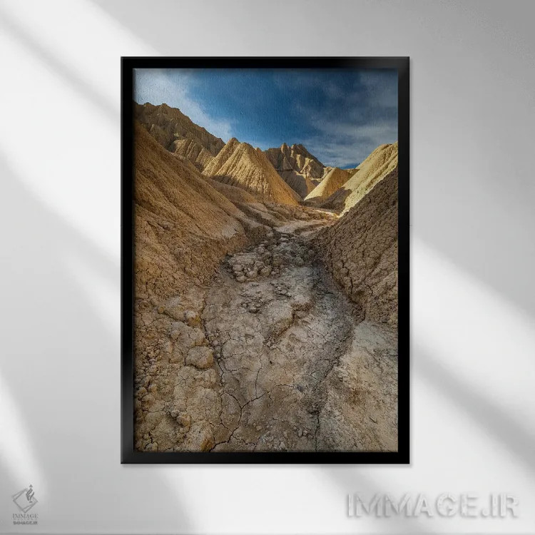 تابلو دکوراتیو اروپا، اسپانیا، باردناس ریالس، پیسکرا X اثر میکولاج گوسپودرک - نمای قابدار مشکی