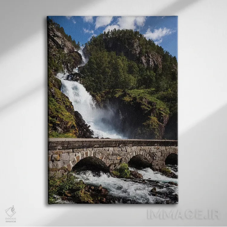 تابلو دکوراتیو نروژ، لتفوسن I اثر میکولاج گوسپودرک - نمای روبهرو روی دیوار