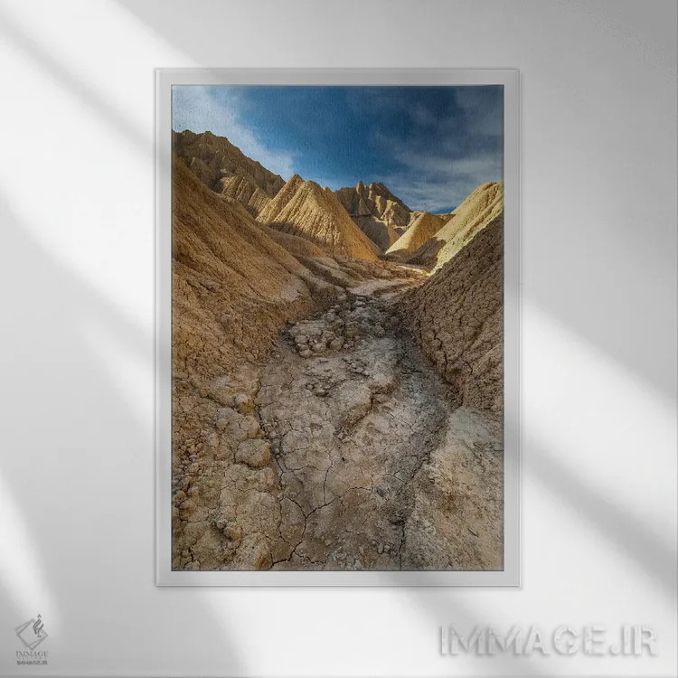 تابلو دکوراتیو اروپا، اسپانیا، باردناس ریالس، پیسکرا X اثر میکولاج گوسپودرک - نمای قابدار سفید