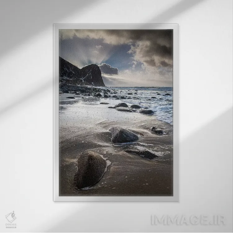 تابلو دکوراتیو نروژ، لوفوتن، اونستاد II اثر میکولاج گوسپودرک - نمای قابدار سفید