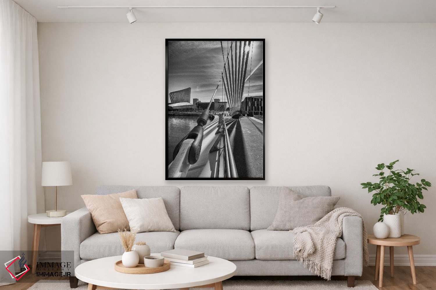 تابلو دکوراتیو انگلستان، منچستر، مدیاسیتی یوکی اثر میکولاج گوسپودرک - D2B