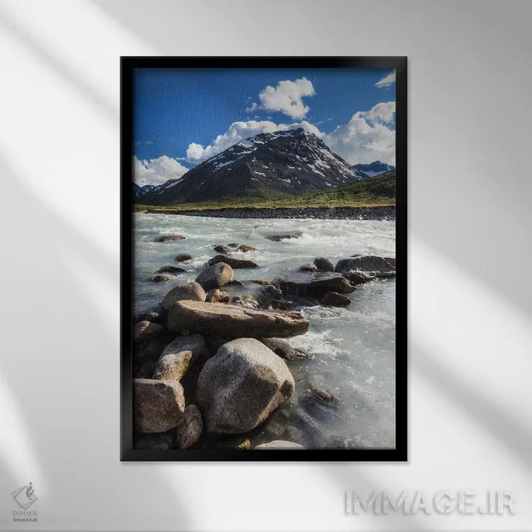 تابلو دکوراتیو یوتونهیمن، نروژ اثر میکولاج گوسپودرک - نمای قابدار مشکی