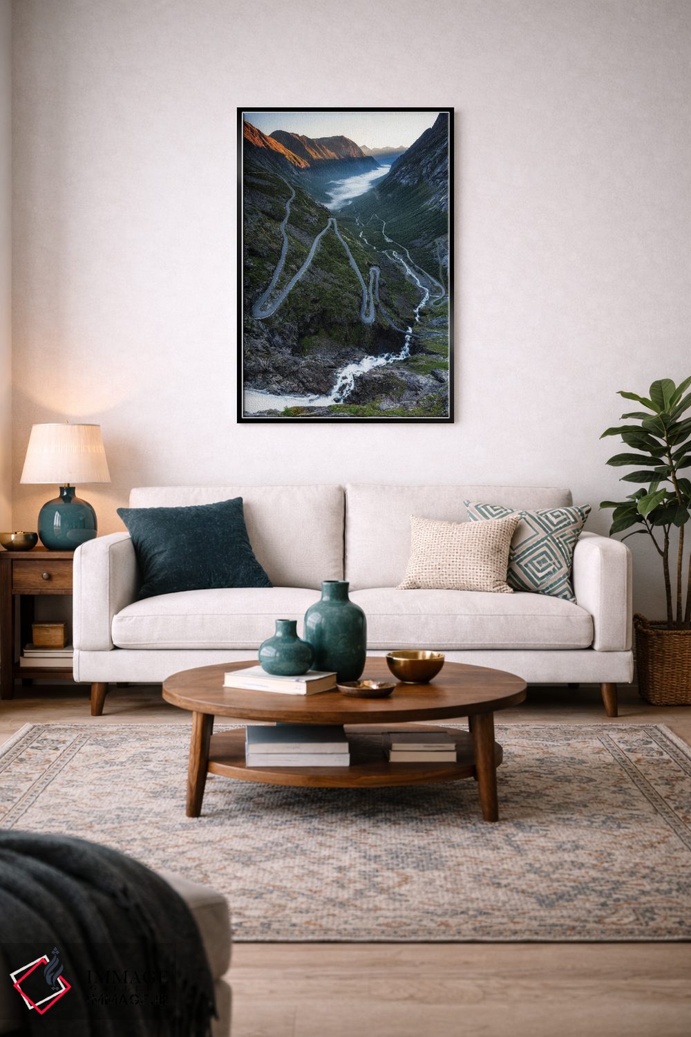 تابلو دکوراتیو جاده کوهستانی مارپیچ ترولستیگن، نروژ اثر میکولاج گوسپودرک - D5B