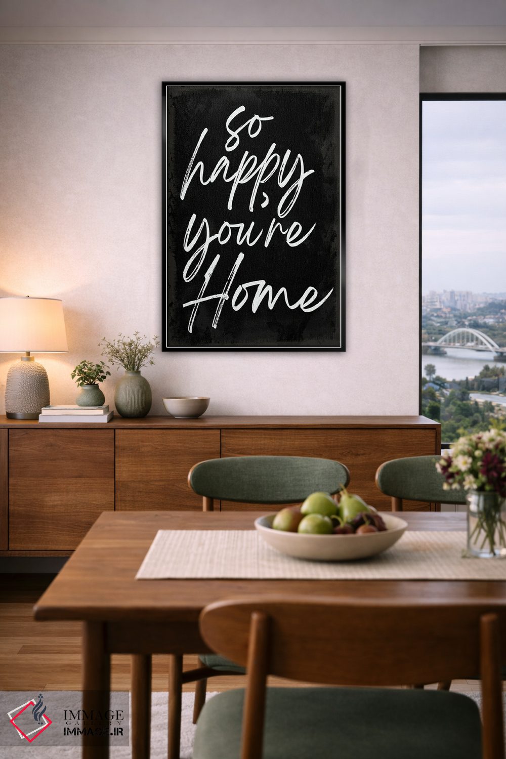 تابلو دکوراتیو خیلی خوشحالم که خانه ای اثر لولا بیژو و کمپانی - D6B
