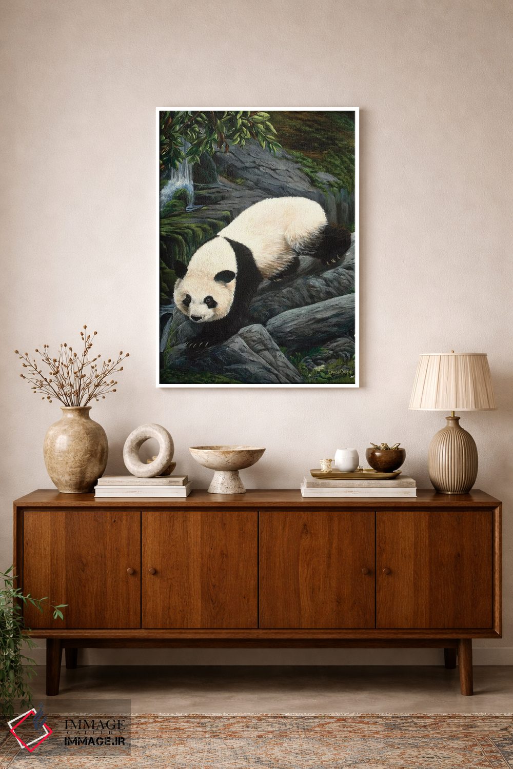 تابلو دکوراتیو پاندای در حال پایین آمدن اثر لورا کرتین - D1W