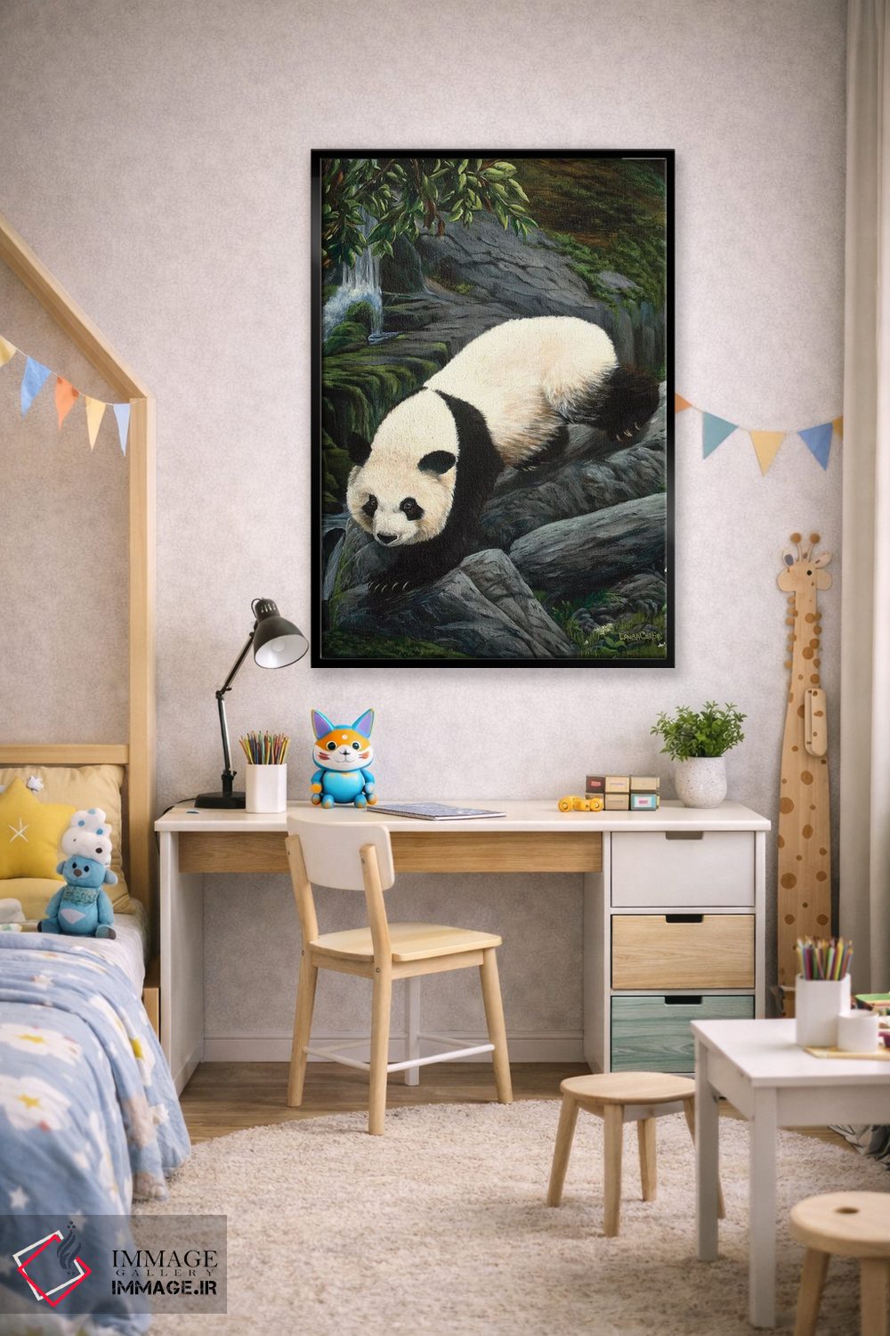 تابلو دکوراتیو پاندای در حال پایین آمدن اثر لورا کرتین - D3B