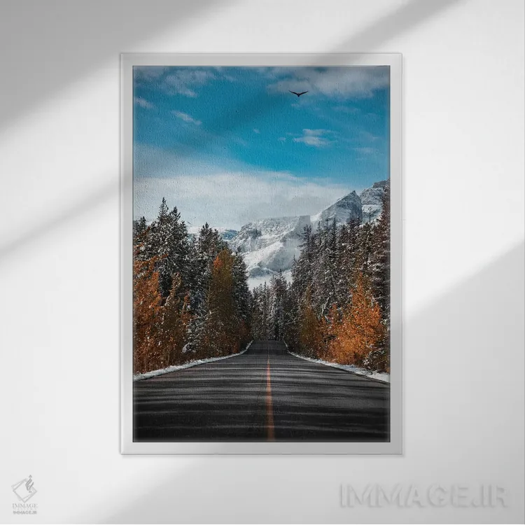 تابلو دکوراتیو جاده زمستانی اثر لوکاس مور - نمای قابدار سفید