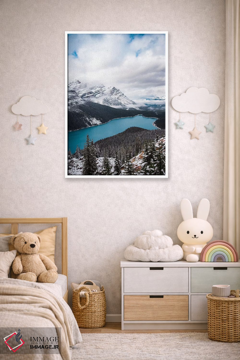 تابلو دکوراتیو دریاچه پیتو زمستانی اثر لوکاس مور - D2W