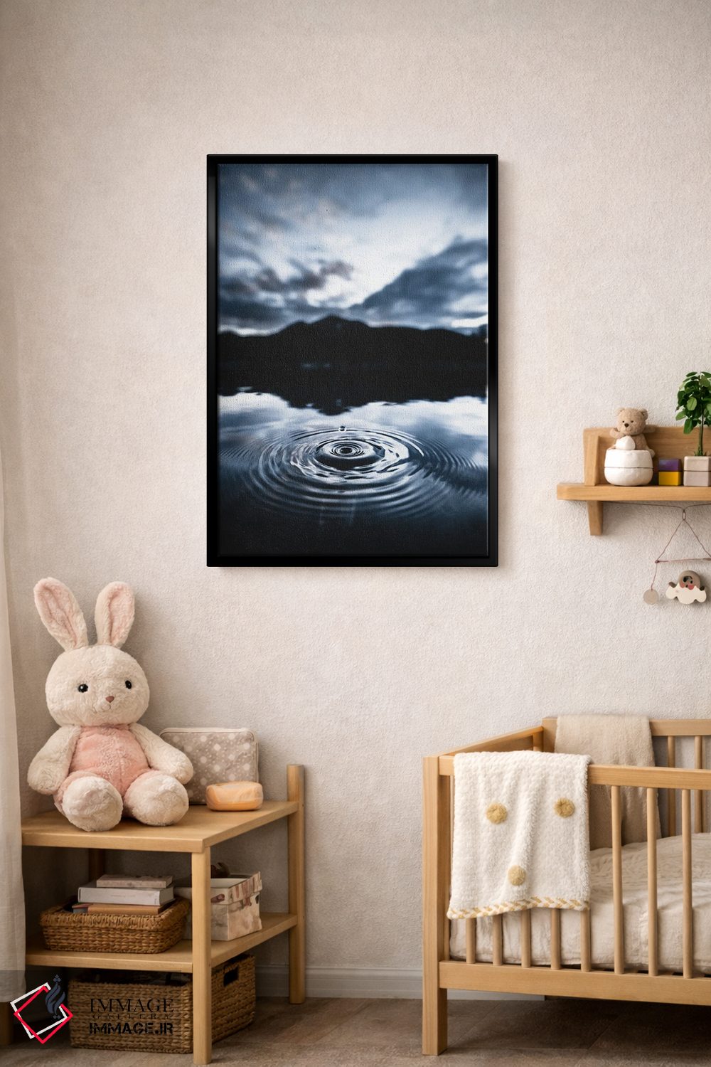 تابلو دکوراتیو قطره آبی اثر لوکاس مور - D5B