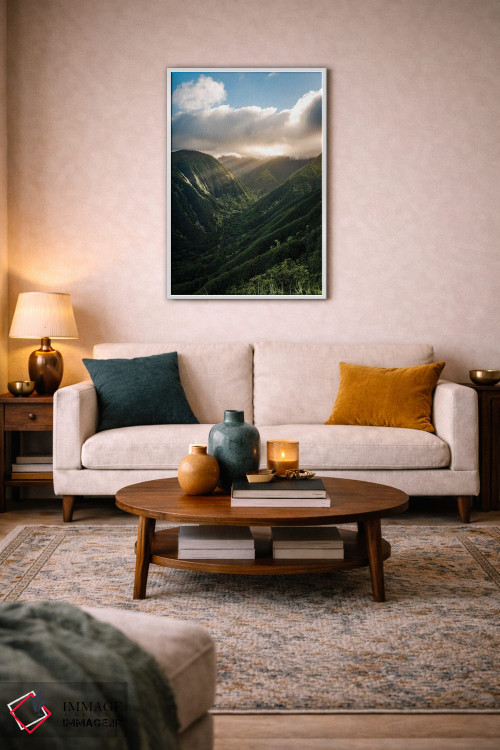 تابلو دکوراتیو دره نور اثر لوکاس مور - D3W