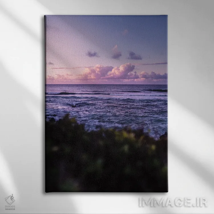 تابلو دکوراتیو غروب خیال انگیز اثر لوکاس مور - نمای روبهرو روی دیوار