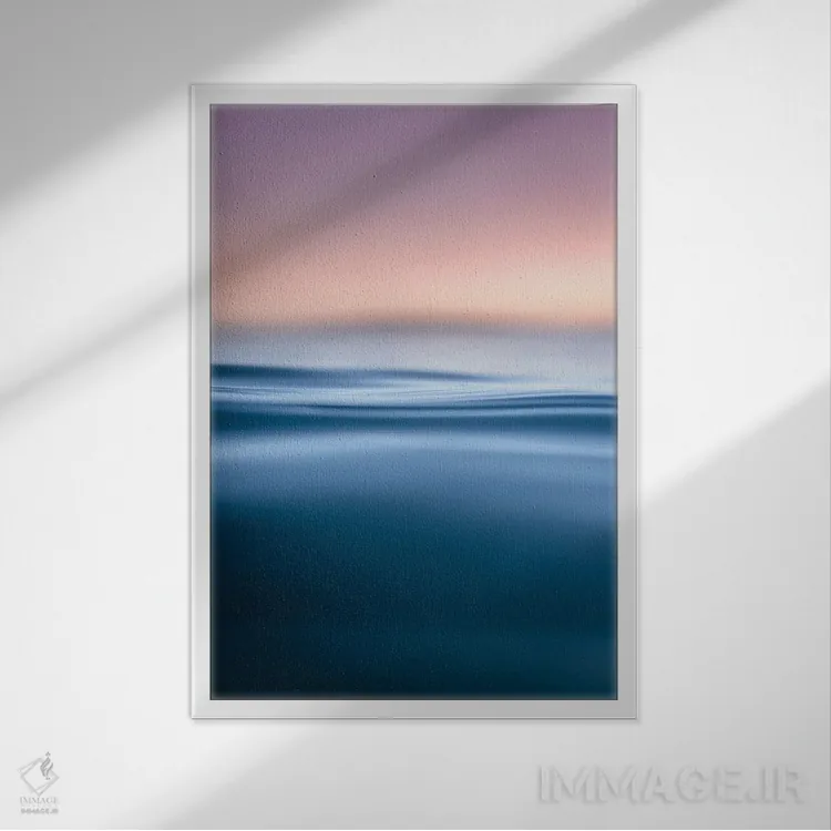 تابلو دکوراتیو ابریشم دریا اثر لوکاس مور - نمای قابدار سفید