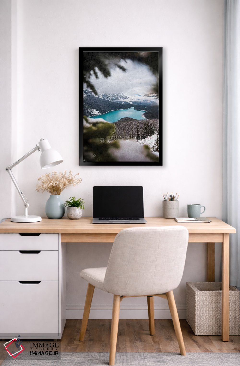 تابلو دکوراتیو میان درختان اثر لوکاس مور - D6B