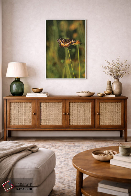 تابلو دکوراتیو پروانه بوردر پچ نشسته روی گل اثر لری دیتو - D3W