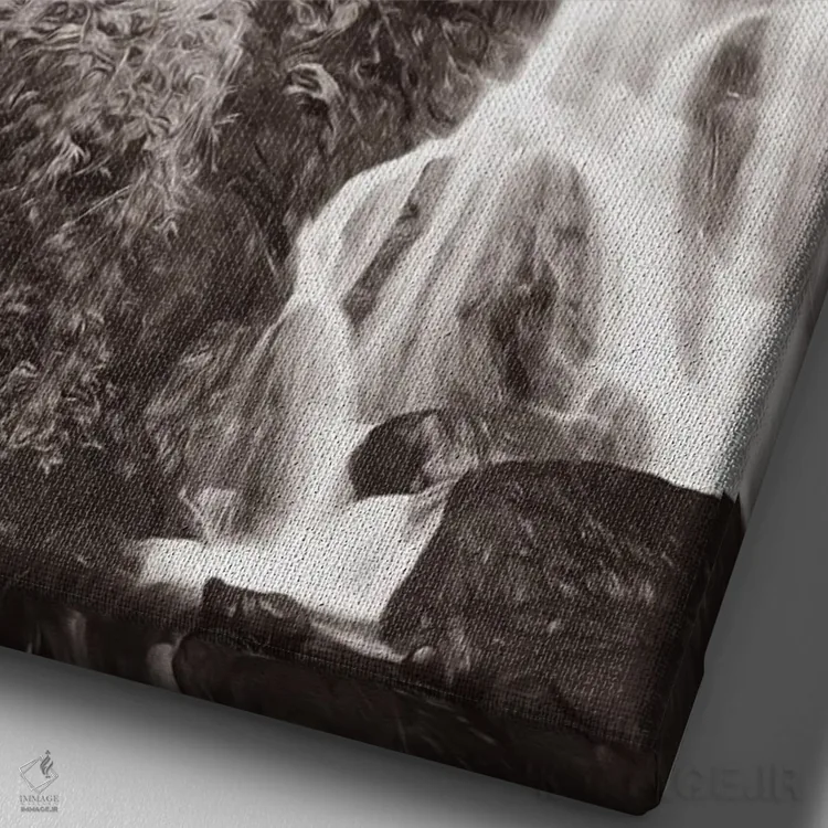 تابلو دکوراتیو آبشار آمایکالولا در جورجیا اثر لورا دی یانگ - نمای نزدیک بافت بوم