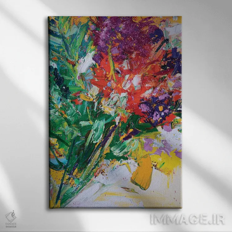 تابلو انتزاعی گل های تازه و روبان های سفید توری اثر شالیمار لگاسپی - نمای روبهرو روی دیوار