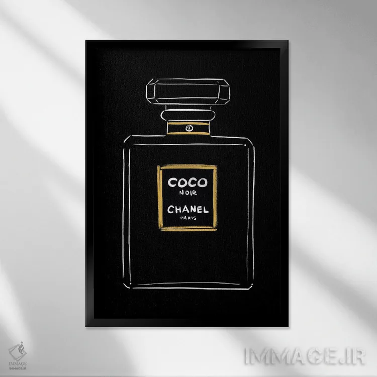 تابلو دکوراتیو شنل کوکو نوآر اثر لا فم ژوژو - نمای قابدار مشکی