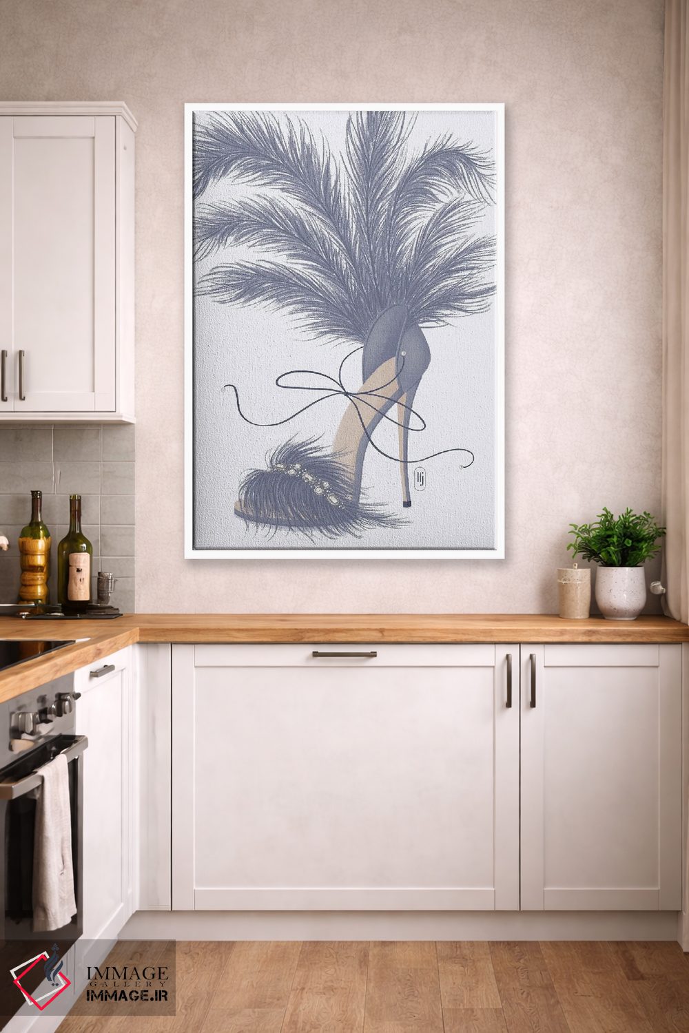 تابلو دکوراتیو کفش با پرهای یاسی اثر لا فم ژوژو - D4W