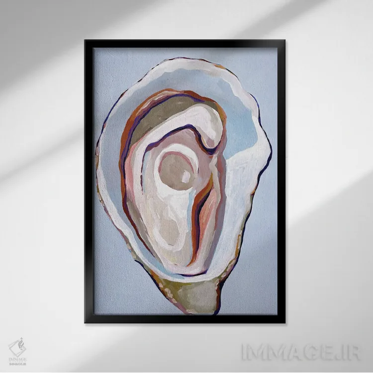 تابلو دکوراتیو صدف در رنگ های خنثی طبیعی اثر لورل گرینفیلد - نمای قابدار مشکی