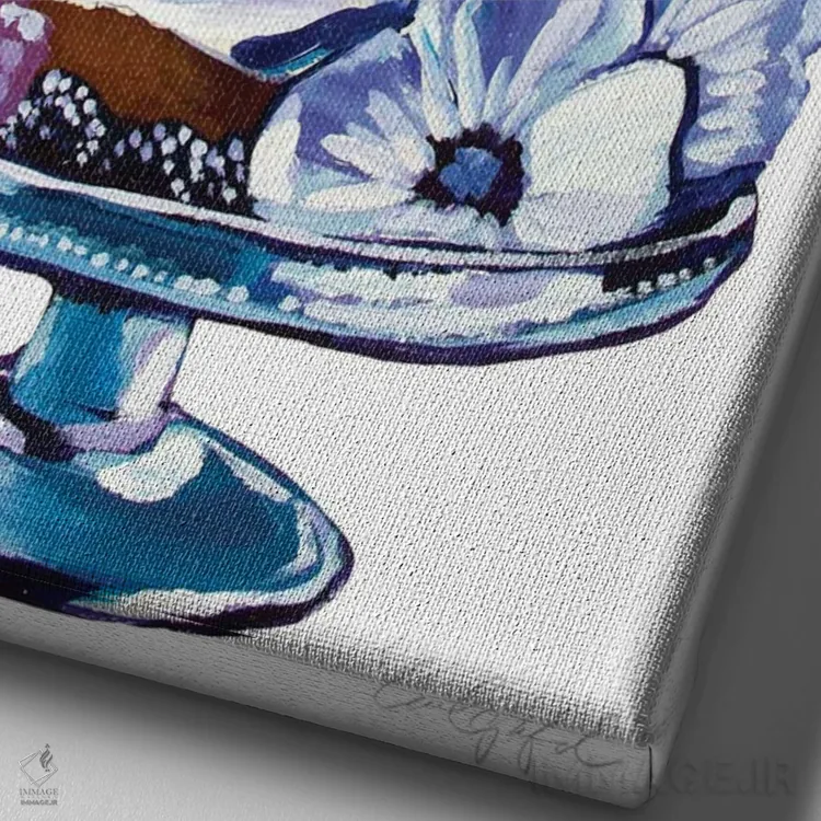 تابلو دکوراتیو کیک تمشک و هیبیسکوس اثر لورل گرینفیلد - نمای نزدیک بافت بوم