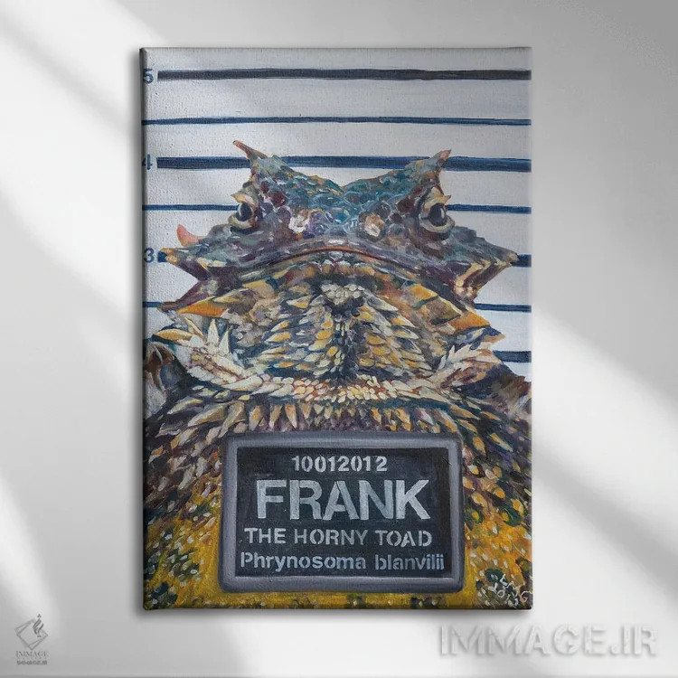 تابلو دکوراتیو Frank, The Horny Toad,فرانک وزغ شاخدار اثر لیزا گلدفارب - نمای روبهرو روی دیوار