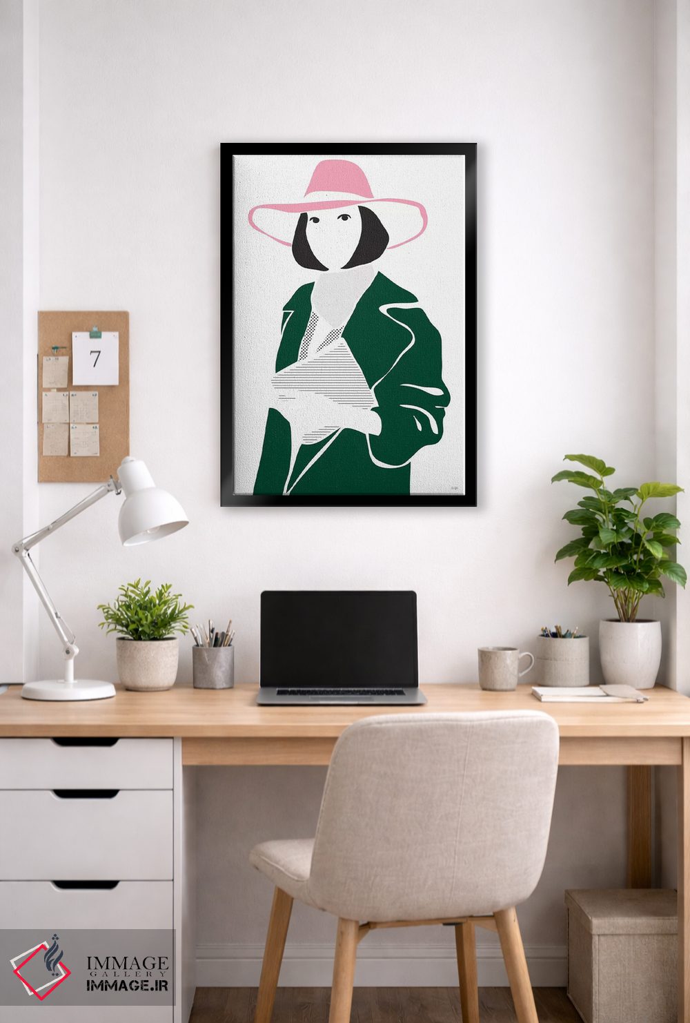 تابلو مینیمال دختری با کلاه اثر لیندا گوبتا - D6B
