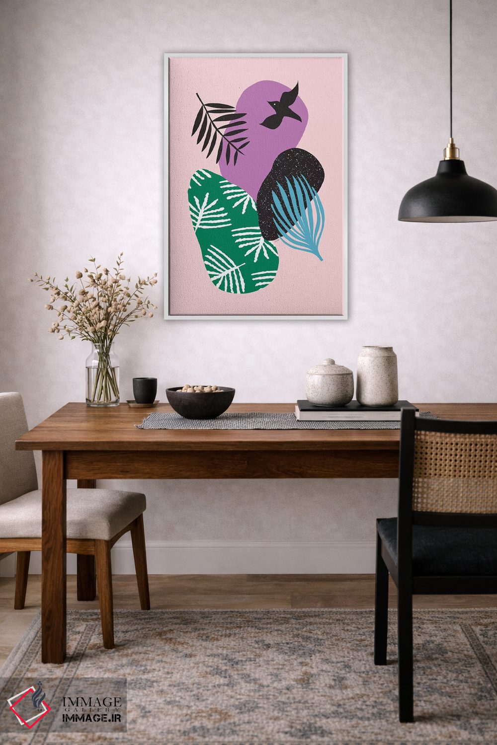 تابلو مینیمال پرندگان گرمسیری در میان صورتی ها اثر لیندا گوبتا - D3W