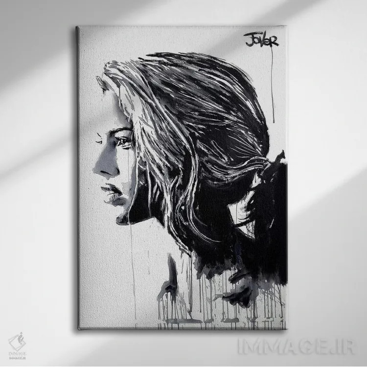 تابلو دکوراتیو سوسن ببر سفید اثر لوی جوور - نمای روبهرو روی دیوار