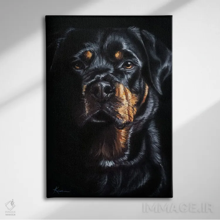 تابلو دکوراتیو روتوایلر اثر لینزی کیوی - نمای روبهرو روی دیوار