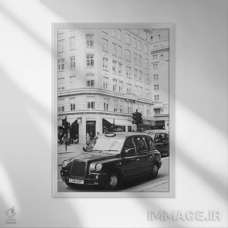 تابلو دکوراتیو London, England,بعدازظهر سه شنبه، لندن، انگلستان اثر لاولی لیتل هوم کو - نمای قابدار سفید