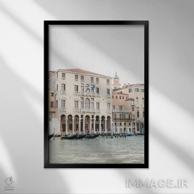 تابلو دکوراتیو Venice, Italy,کانال ونیز شماره ۲، ونیز، ایتالیا اثر لاولی لیتل هوم کو - نمای قابدار مشکی