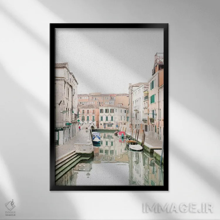 تابلو دکوراتیو Venice, Italy,کانال ونیز شماره ۳، ونیز، ایتالیا اثر لاولی لیتل هوم کو - نمای قابدار مشکی