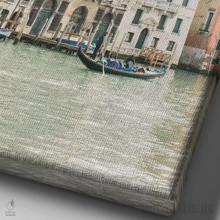 تابلو دکوراتیو Venice, Italy,ساختمان های کنار کانال شماره ۱، ونیز، ا… اثر لاولی لیتل هوم کو - نمای نزدیک بافت بوم