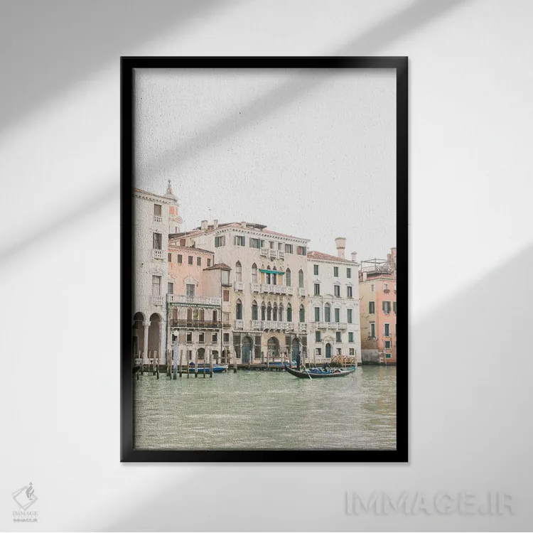 تابلو دکوراتیو Venice, Italy,ساختمان های کنار کانال شماره ۱، ونیز، ا… اثر لاولی لیتل هوم کو - نمای قابدار مشکی