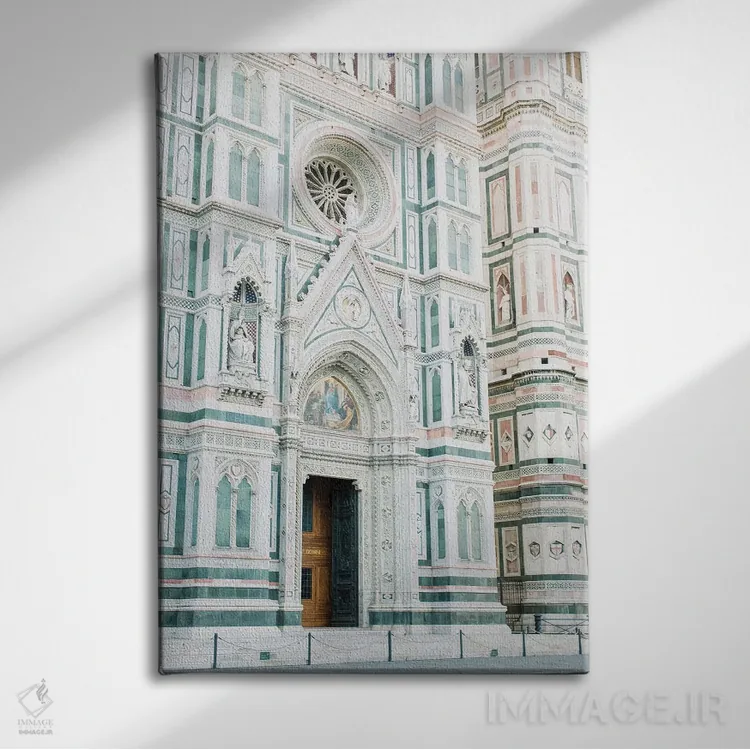 تابلو دکوراتیو Florence, Italy,نمای جانبی کلیسای جامع دومو، فلورانس… اثر لاولی لیتل هوم کو - نمای روبهرو روی دیوار