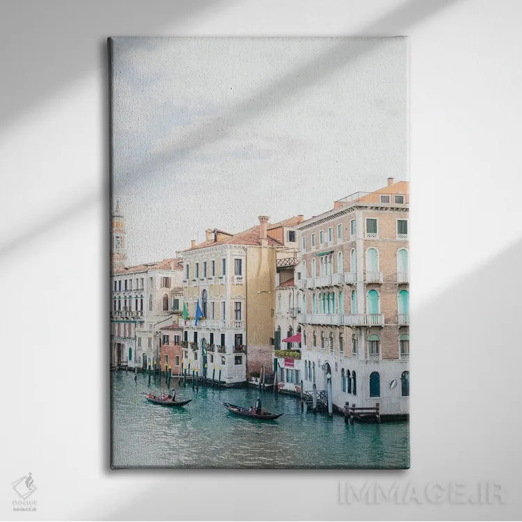تابلو دکوراتیو Venice, Italy,گوندولاها کنار کانال، ونیز، ایتالیا اثر لاولی لیتل هوم کو - نمای روبهرو روی دیوار