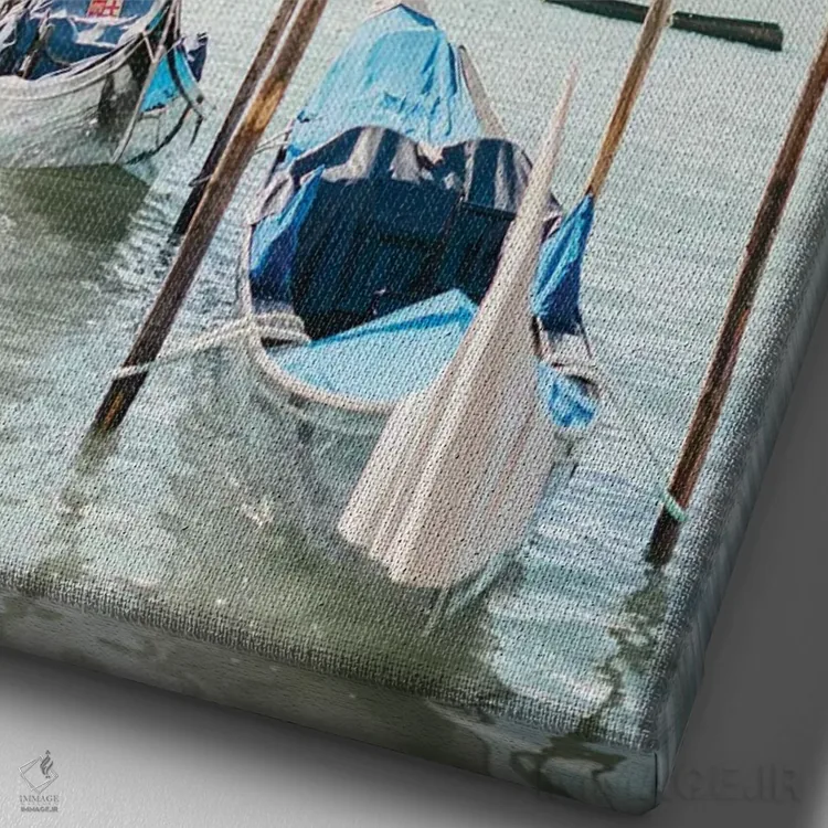 تابلو دکوراتیو Venice, Italy,گوندولاها، ونیز، ایتالیا اثر لاولی لیتل هوم کو - نمای نزدیک بافت بوم