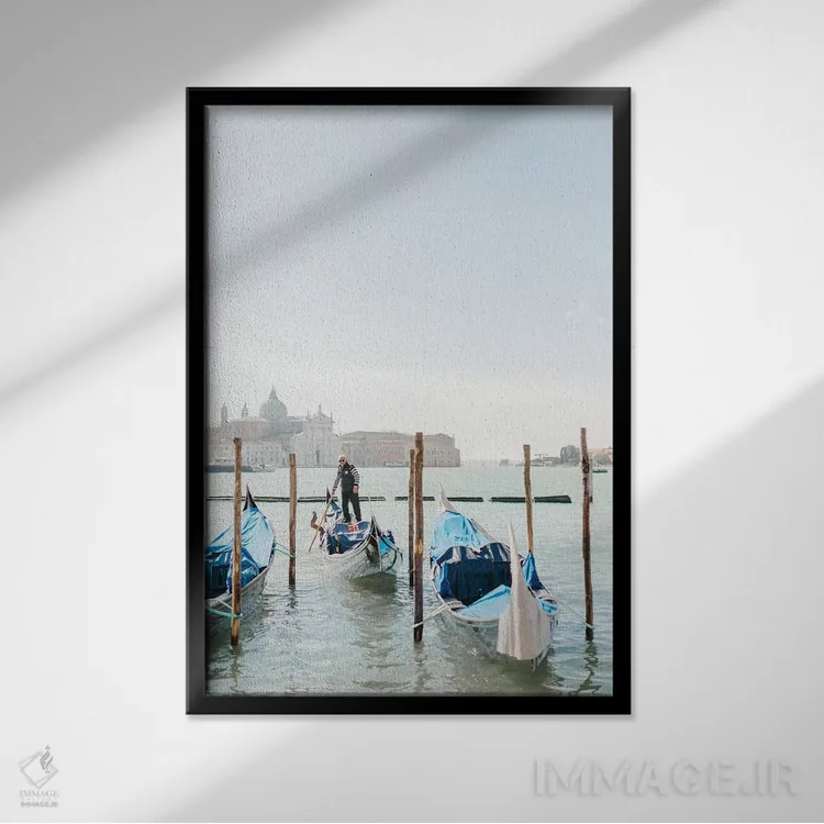 تابلو دکوراتیو Venice, Italy,گوندولاها، ونیز، ایتالیا اثر لاولی لیتل هوم کو - نمای قابدار مشکی