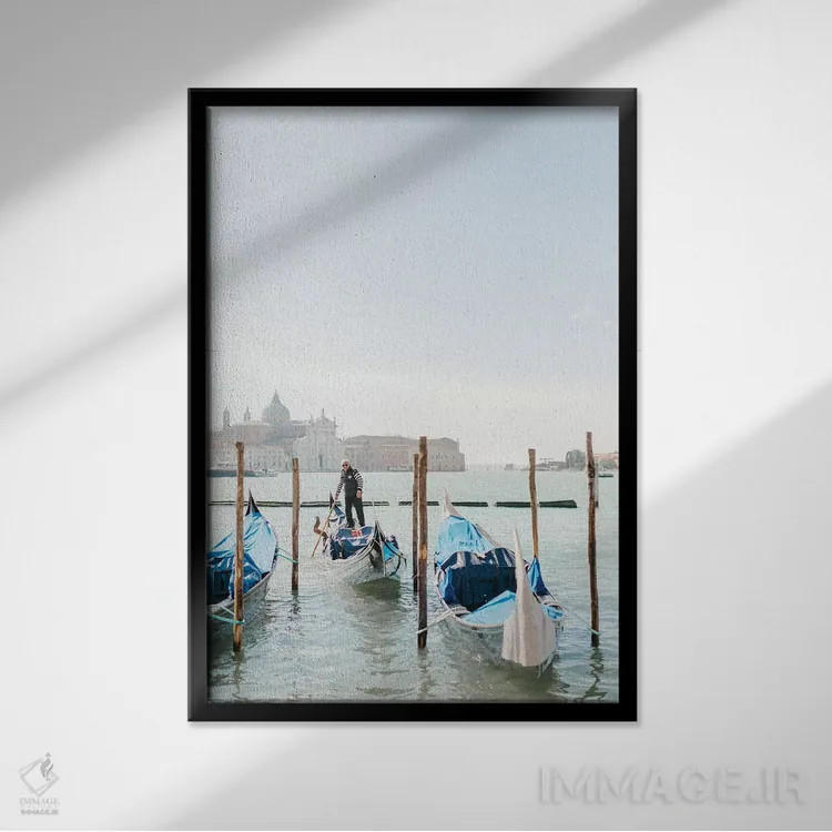 تابلو دکوراتیو Venice, Italy,گوندولاها، ونیز، ایتالیا اثر لاولی لیتل هوم کو - نمای قابدار مشکی