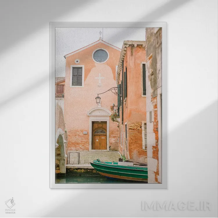 تابلو دکوراتیو Venice, Italy,قایق سبز، ونیز، ایتالیا اثر لاولی لیتل هوم کو - نمای قابدار سفید