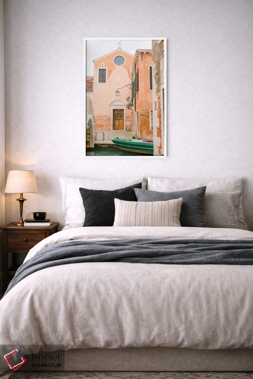 تابلو دکوراتیو Venice, Italy,قایق سبز، ونیز، ایتالیا اثر لاولی لیتل هوم کو - D4W